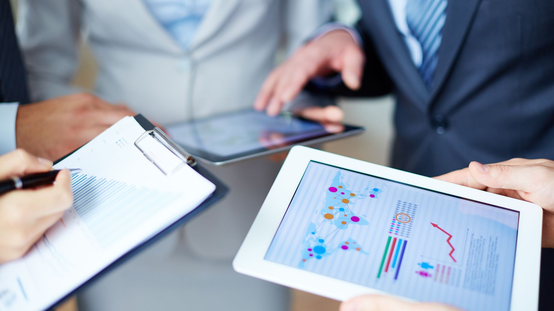 b2b daten anreichern, datenanreicherung, firmendaten, crm system, datenbank, e mail adresse, b2b datenanreicherung